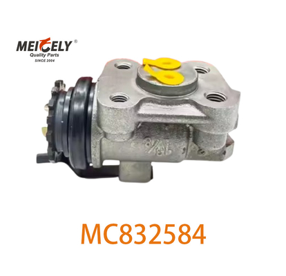 Оригинальный MC832584 цилиндр тормозного колеса MC832588 Подходит для MITSUBISHI FUSO